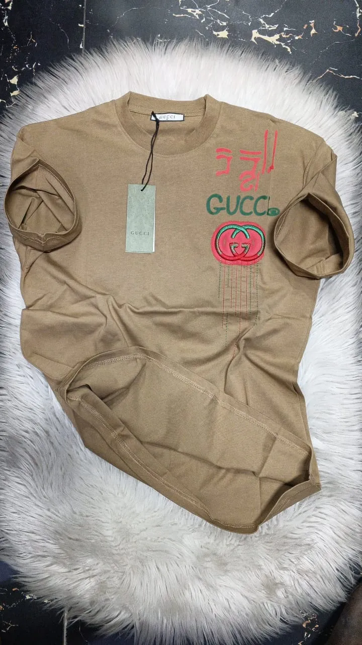 Tee short
