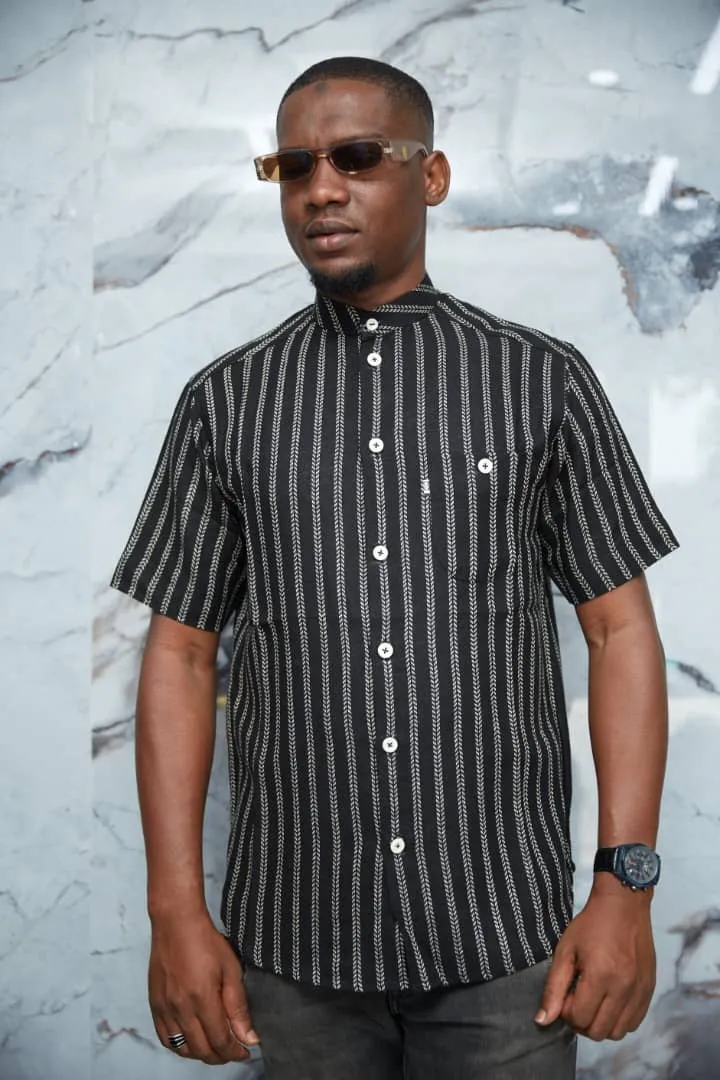 Chemise à manches courtes