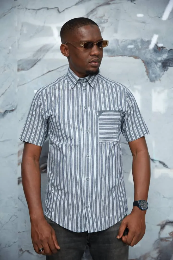 Chemise à manches courtes