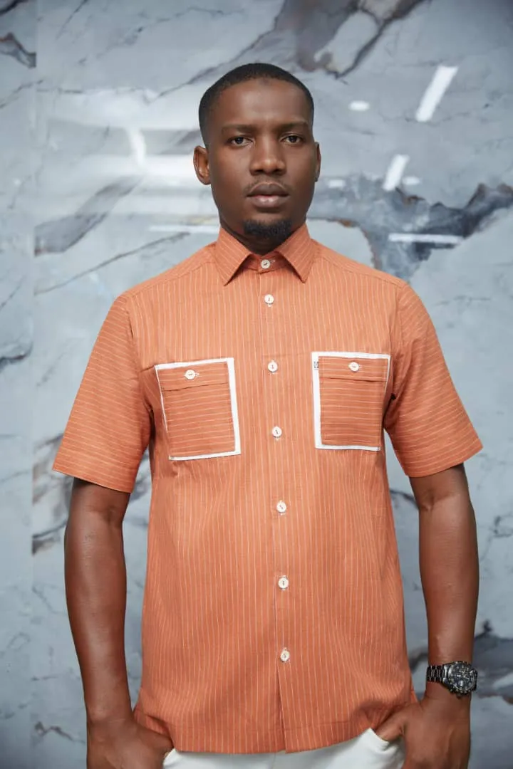 Chemise à manches courtes